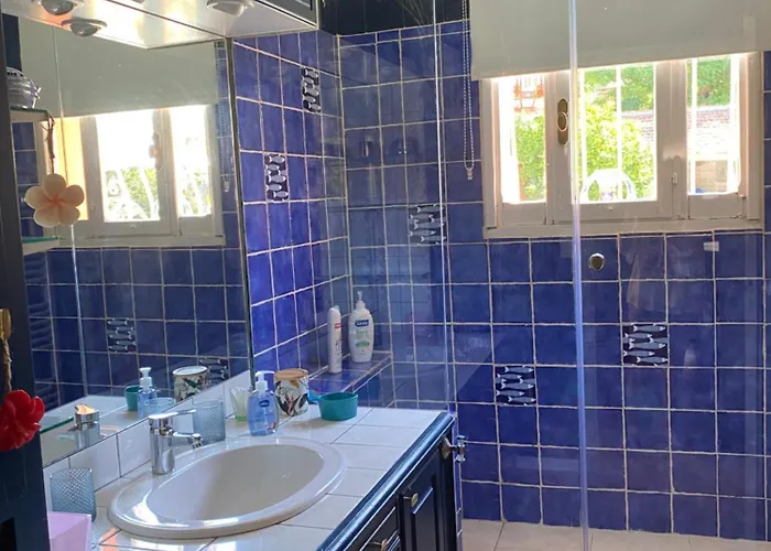 Chez Martine Cote Cite