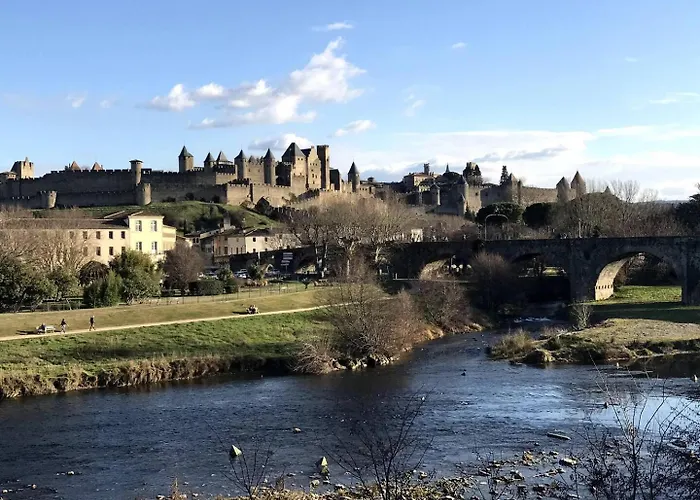 Chez Martine Cote Cite * Каркассон